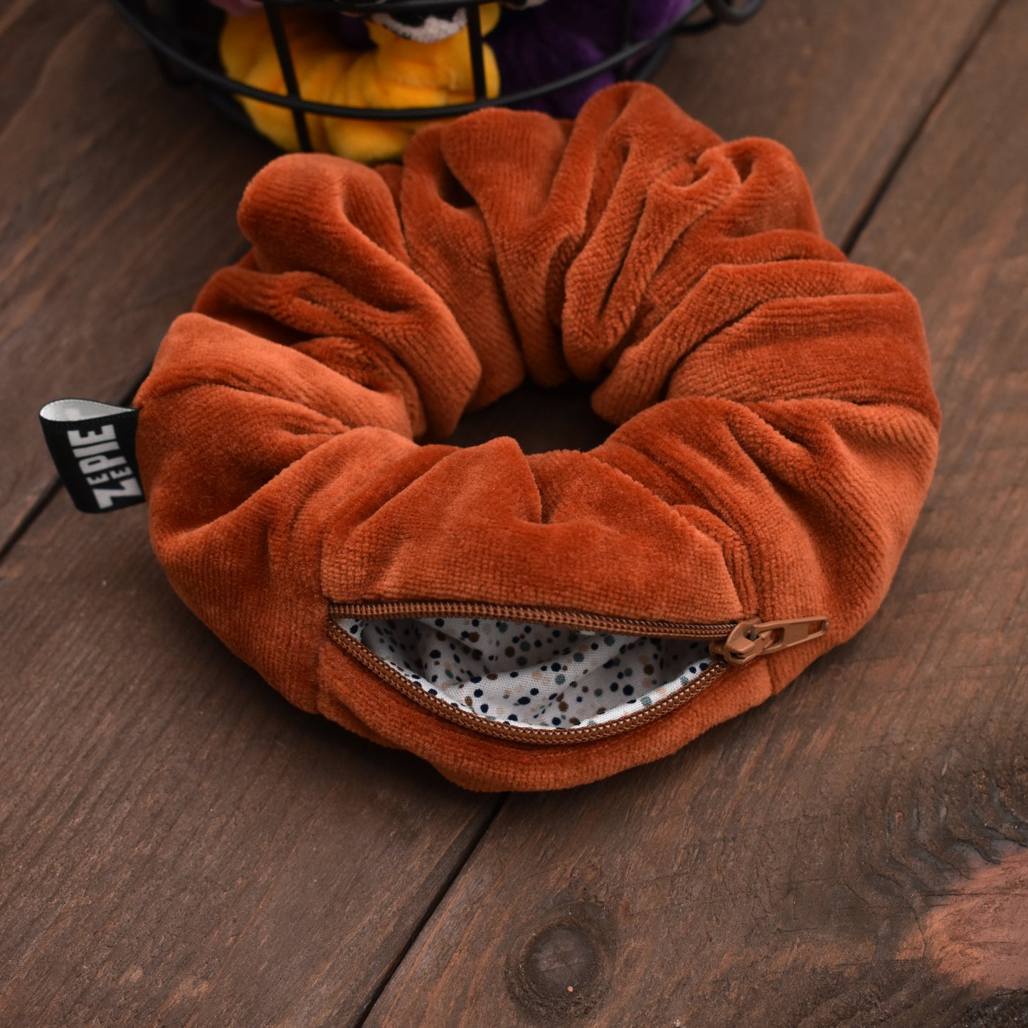 ZEEPIE / velvet / terracotta